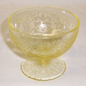 Hazel Atlas Depression Glass Yellow Florentine 1 Poppy 1 2 3/4 In Footed Sherbet
